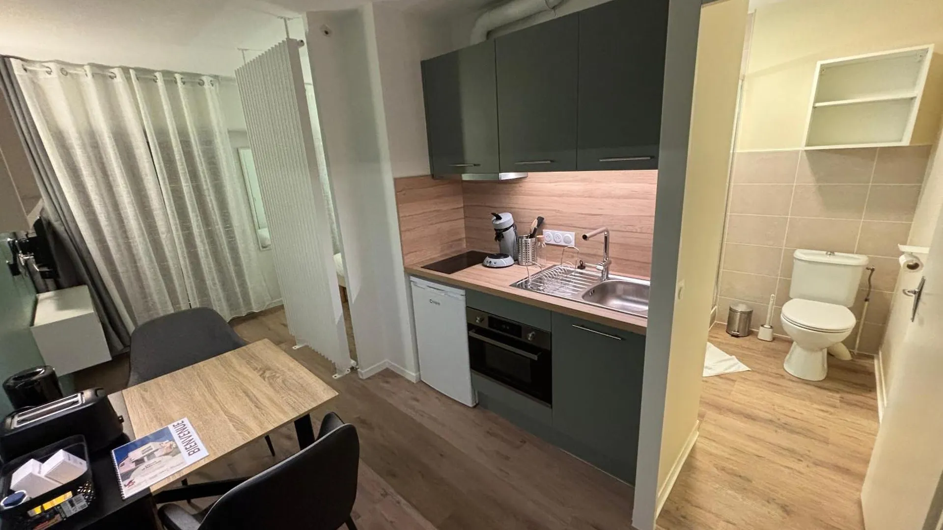 Le D'Artagnan - App 12 - Balcon Apartment Cazaubon